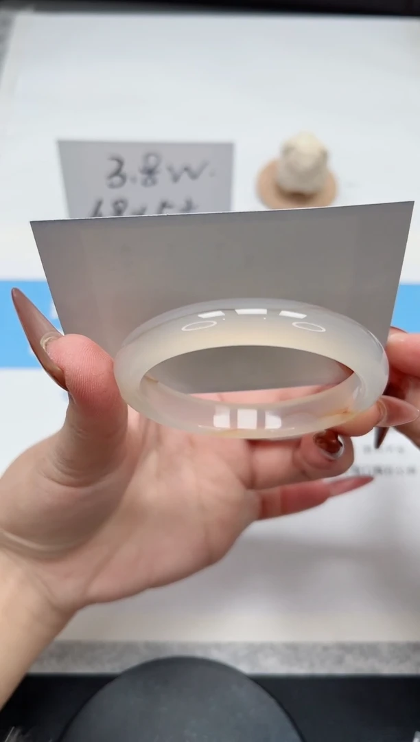 【闪购商品】石英质玉手镯未镶嵌211/锦鲤56.8