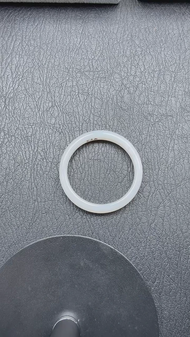 和田玉手镯未镶嵌25圈口53.8