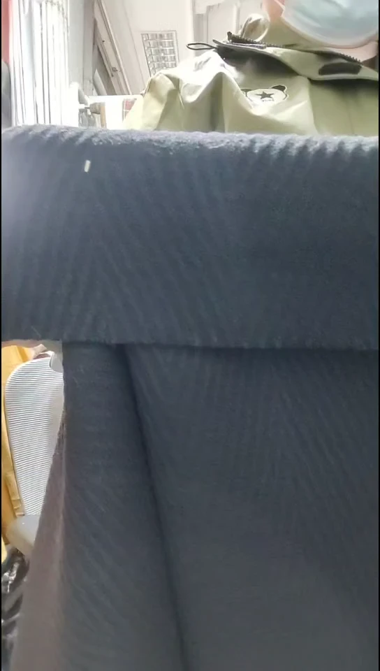 黑色立体人字纹布料