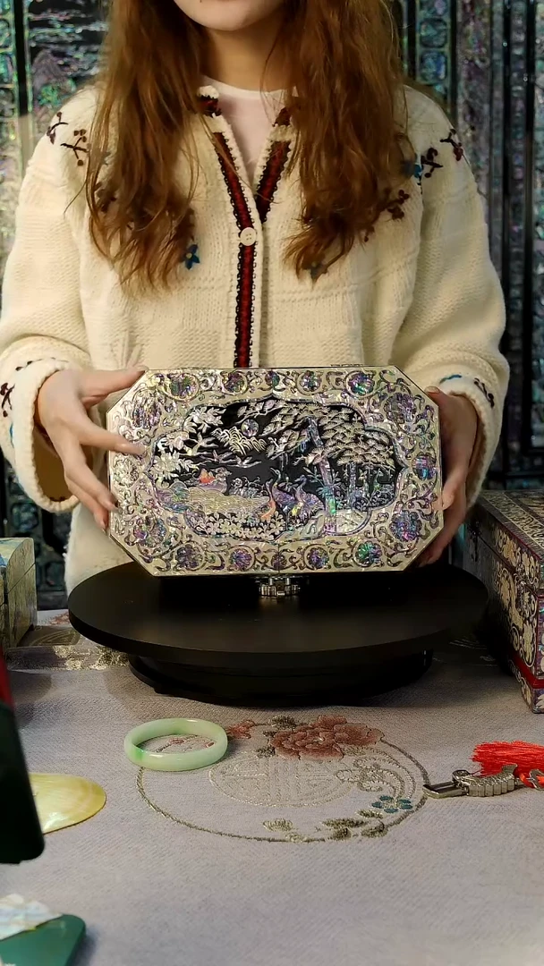 黑色绒布底·弘贝雅螺钿漆器文化馆