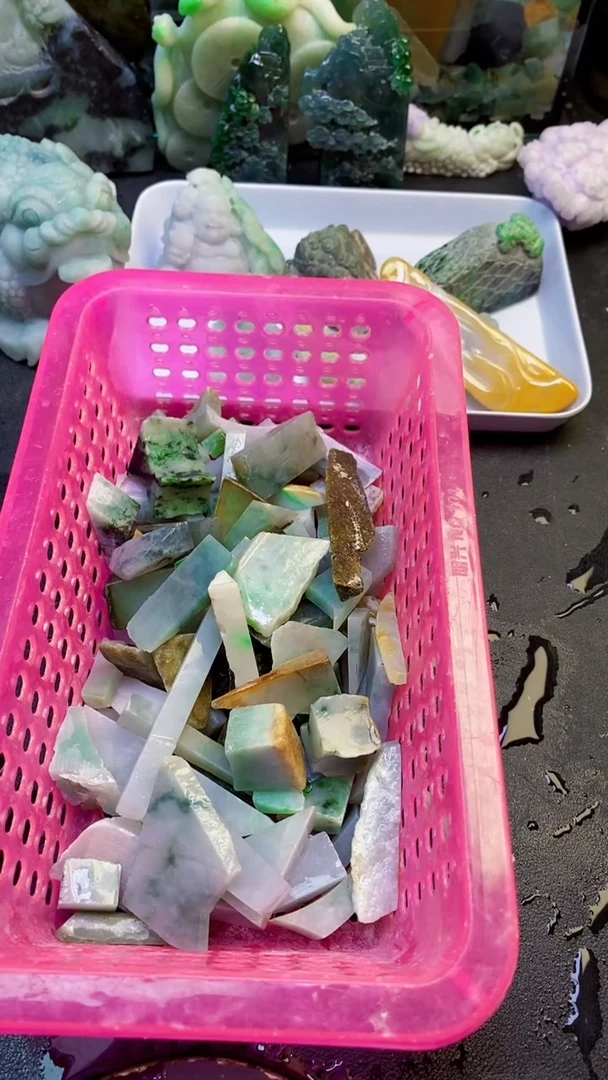 翡翠挂件未镶嵌下****岸085