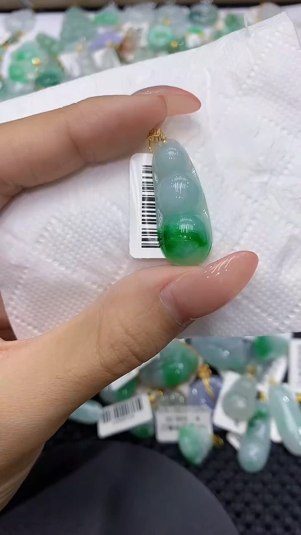 颈饰18K金镶嵌翡翠11111111