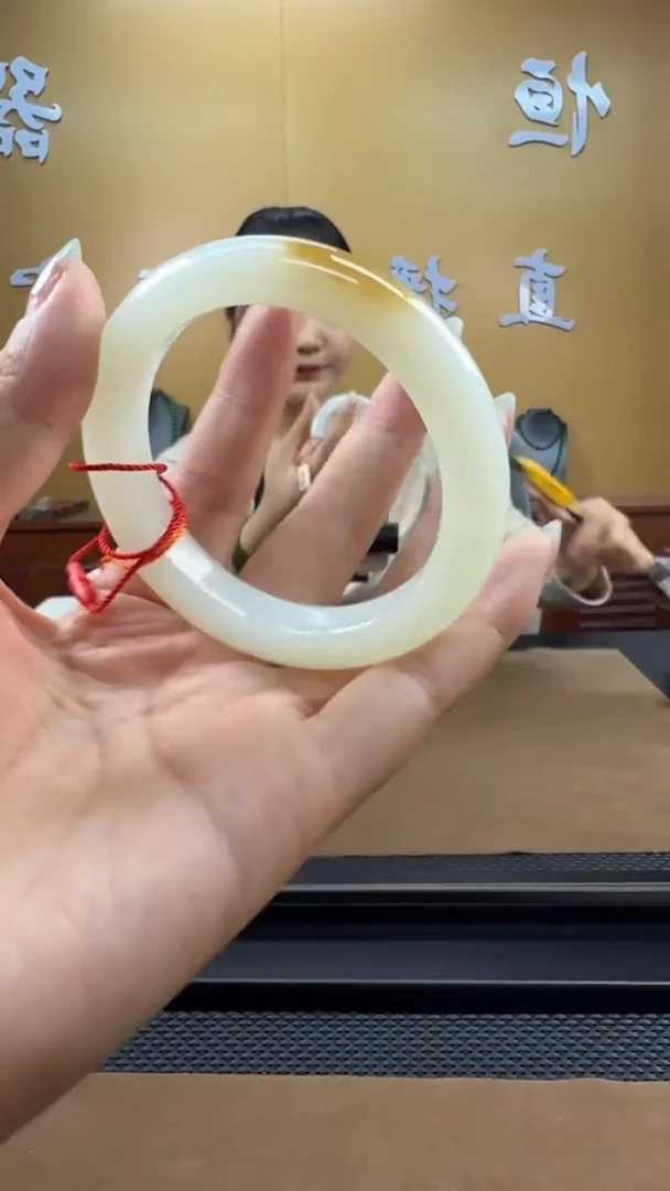 颈饰未镶嵌和田玉手镯57