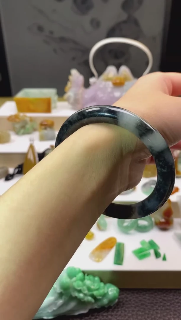 未镶嵌手镯翡翠翡翠手镯