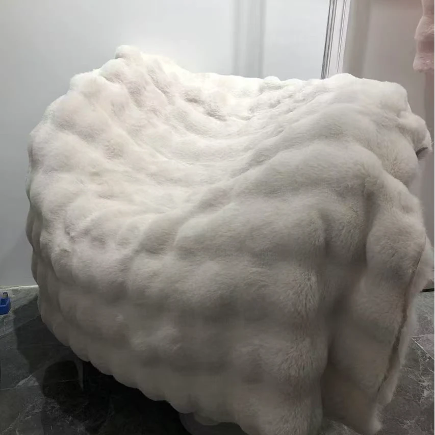 海宁环保皮草仿狐狸毛水貂毛羊毛兔毛毛绒手工布料床单盖毯布料