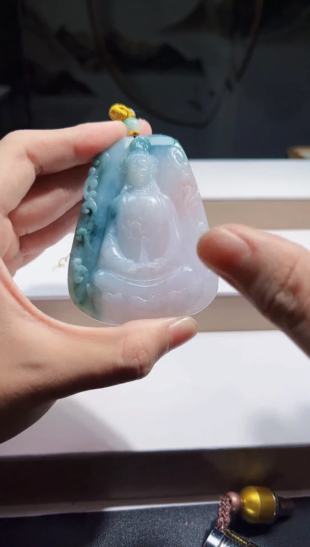 未镶嵌挂件翡翠挂件