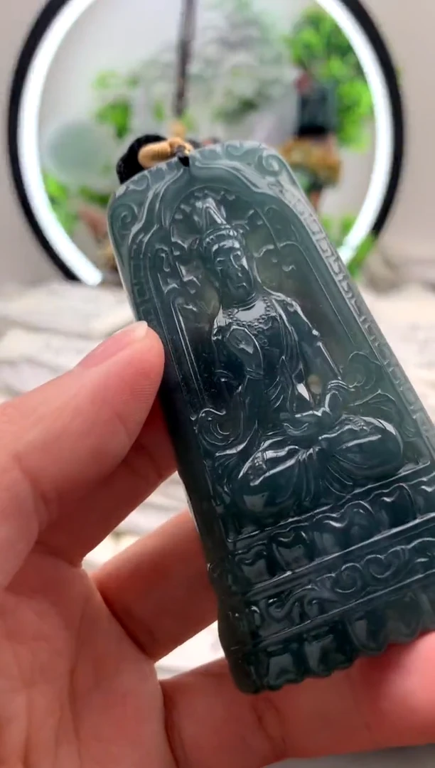 【闪购商品】翡翠颈饰未镶嵌观音