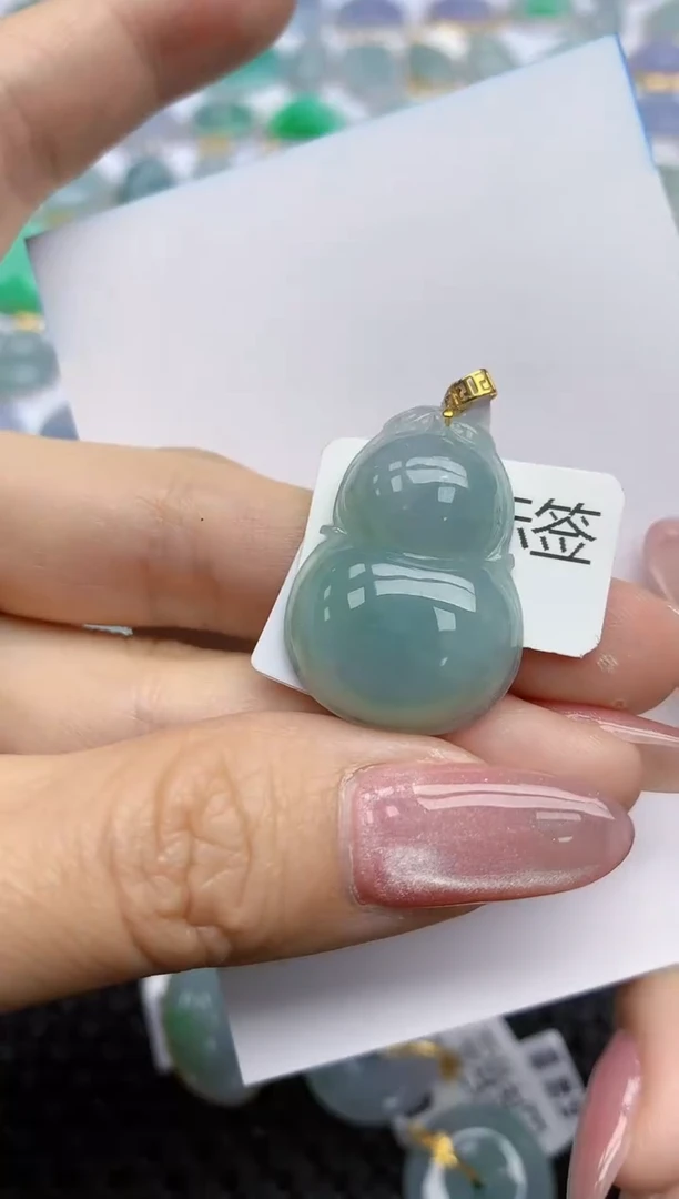 【闪购商品】翡翠挂件18K金镶嵌天然翡翠A货