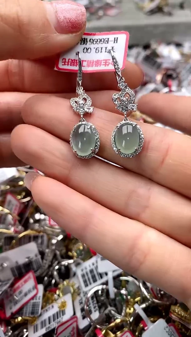 【闪购商品】翡翠戒指银S925镶嵌6666666    8