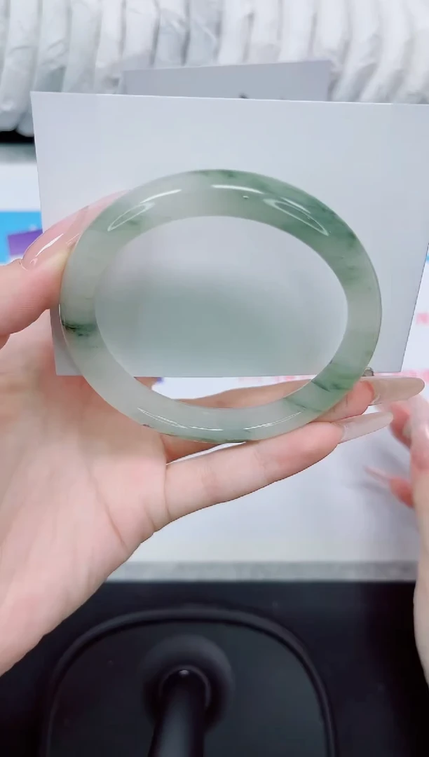 石英质玉手镯未镶嵌472