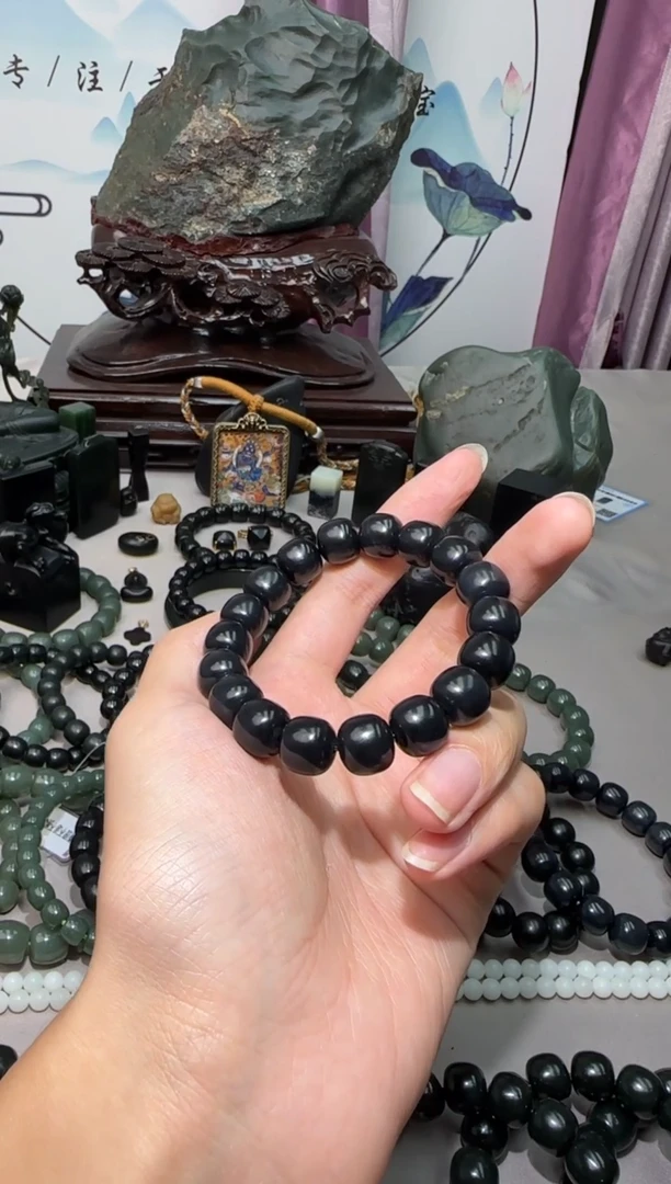 未镶嵌手链和田玉新疆墨玉高墨度11*12老型手串