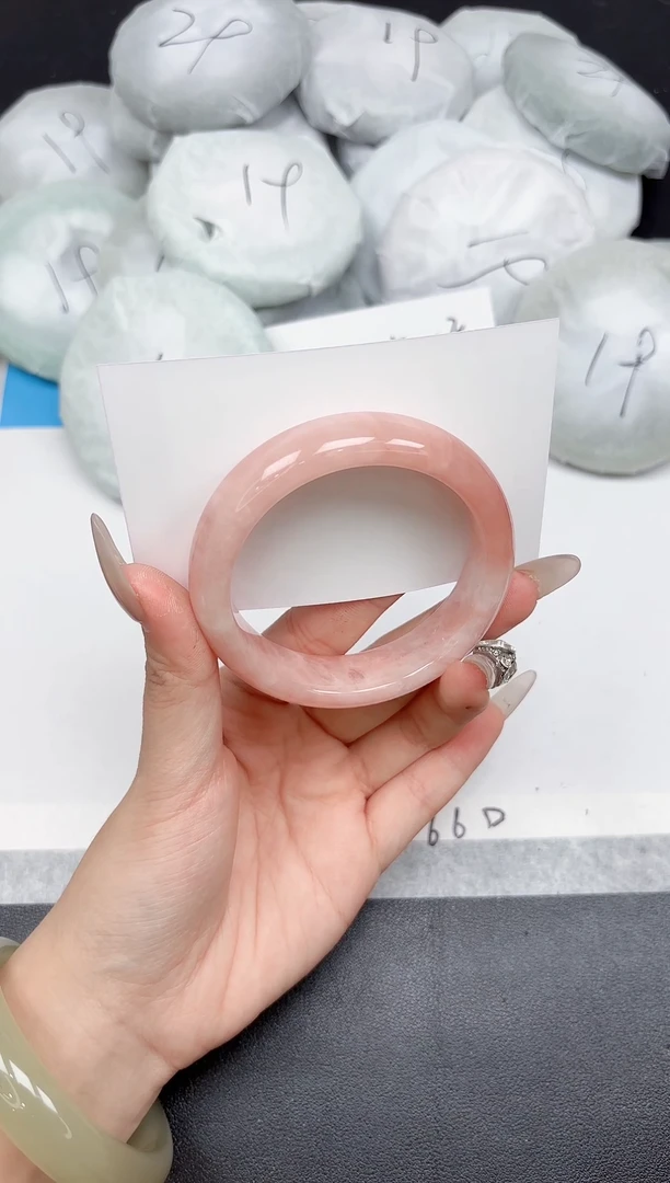 未镶嵌手镯石英质玉335-56