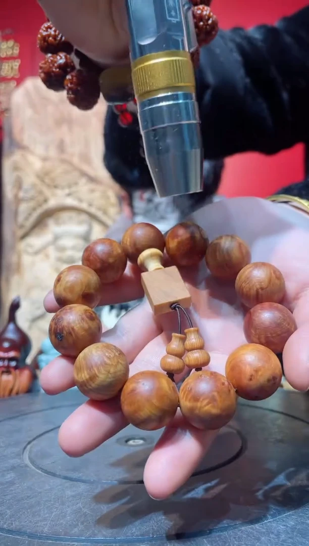 【闪购商品】柏木（崖柏）其他(直播推荐)     2.0崖柏瘤疤