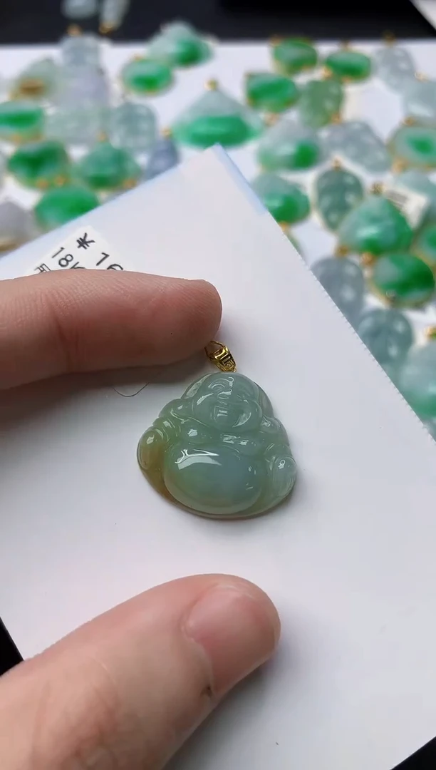 【闪购商品】翡翠颈饰18K金镶嵌1.......