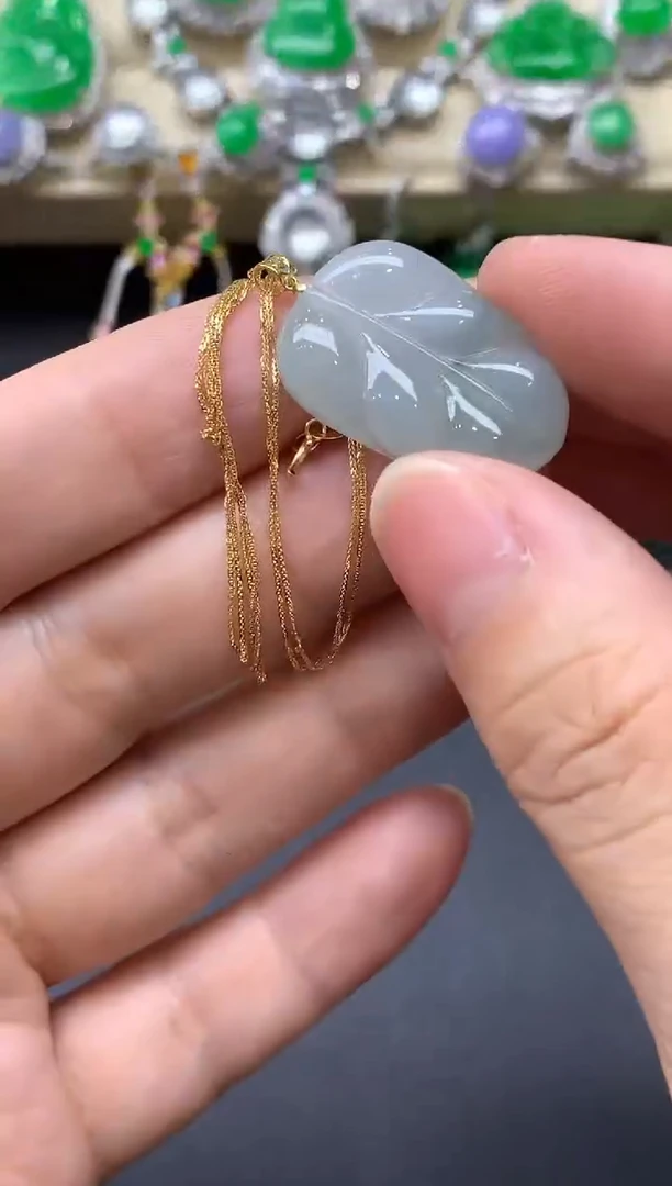 翡翠18K金镶嵌颈饰73中国好珍宝