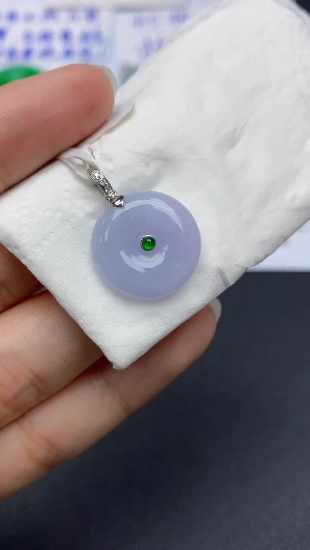 翡翠18K金镶嵌颈饰天然缅甸a货翡翠