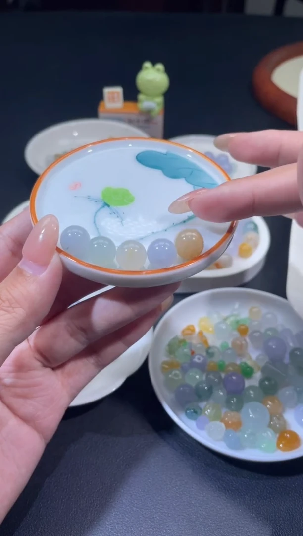 颈饰未镶嵌翡翠?*?翡翠净货