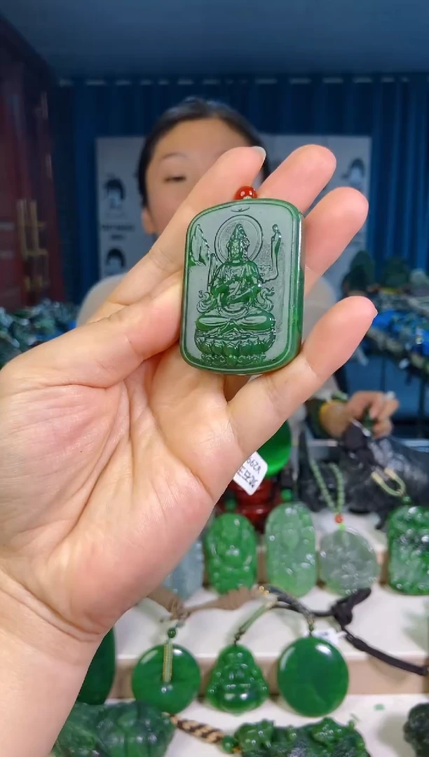 未镶嵌和田玉挂件1