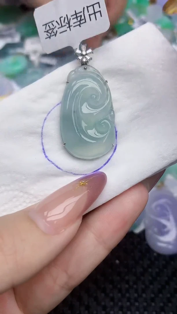 翡翠18K金镶嵌颈饰294   天然翡翠A货  百元以上9米证书费自理
