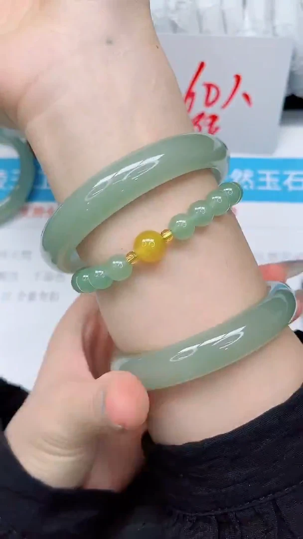 未镶嵌手镯石英质玉25-65