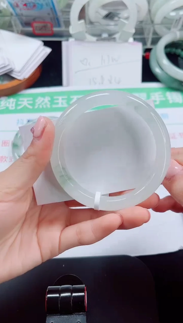 未镶嵌手镯石英质玉162-56/57
