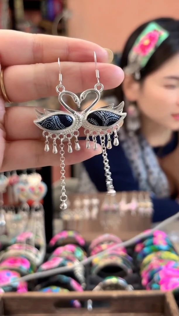 织绣艺枝独绣手工饰品63
