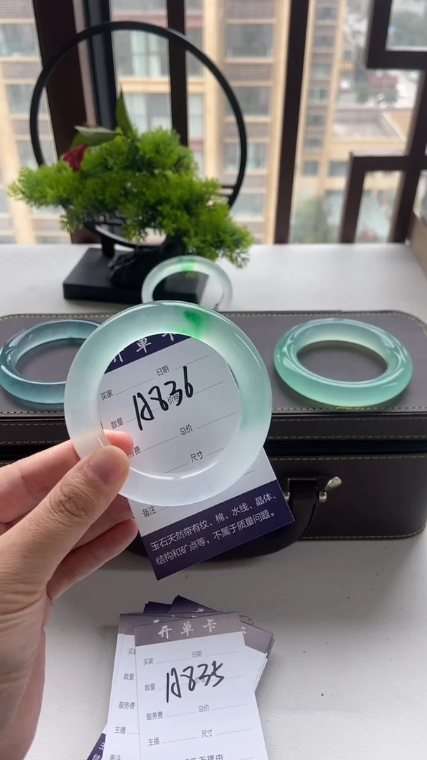 阿***四一物一拍  专拍链接