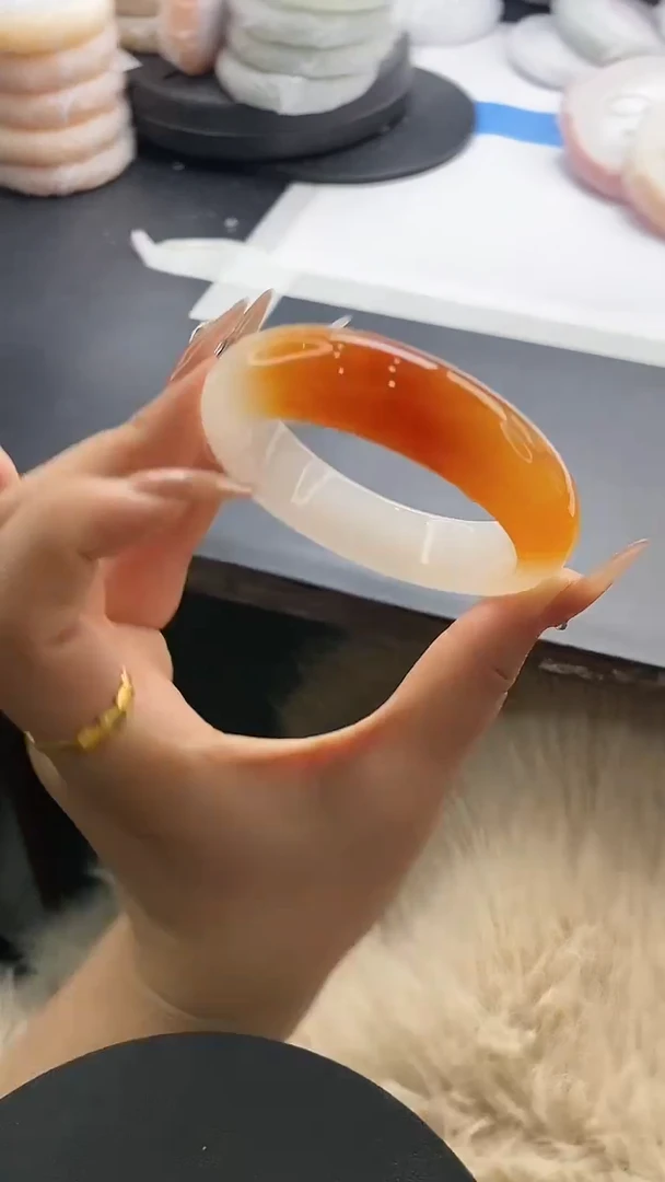 未镶嵌手镯石英质玉w40-HHB53+