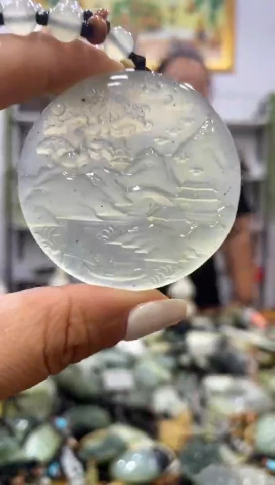 未镶嵌岫玉吊坠