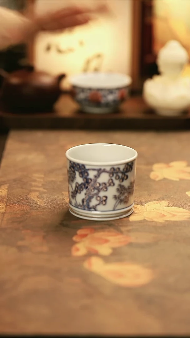 M6001/陶瓷青花描银松竹梅直筒杯