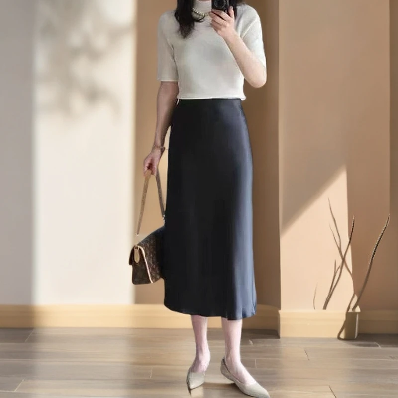 2025款夏季显瘦中长款鎏光缎面丝滑半身裙开叉休闲半裙黑色裙子