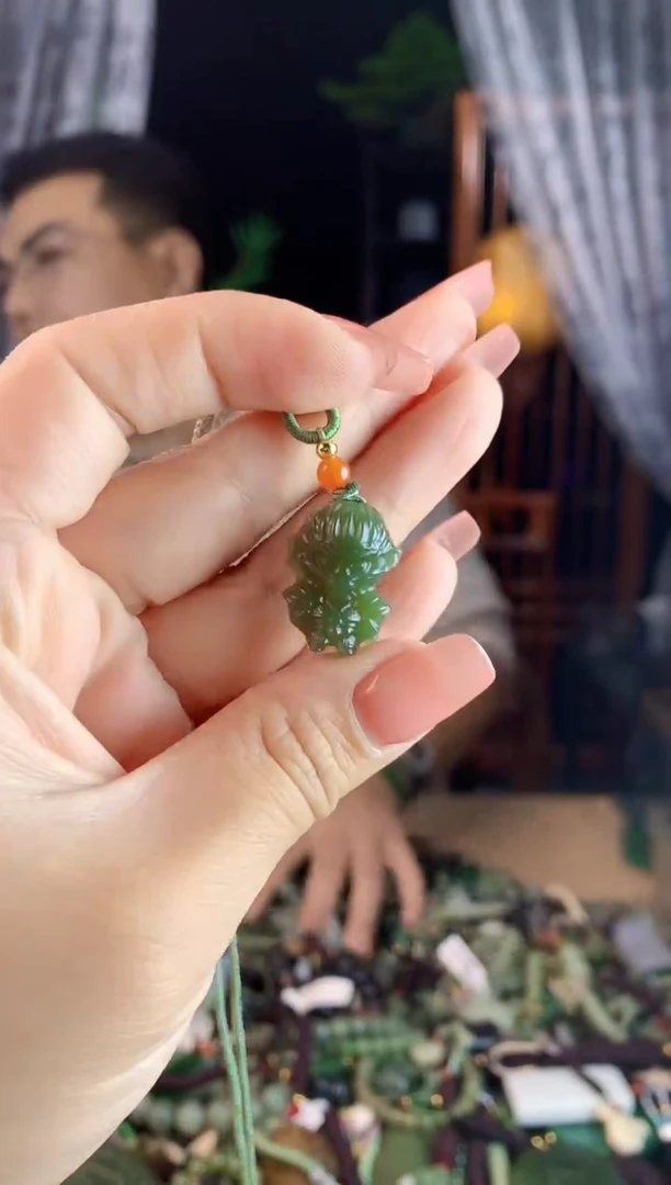 【闪购商品】和田玉挂件未镶嵌多样性发货拍一发一