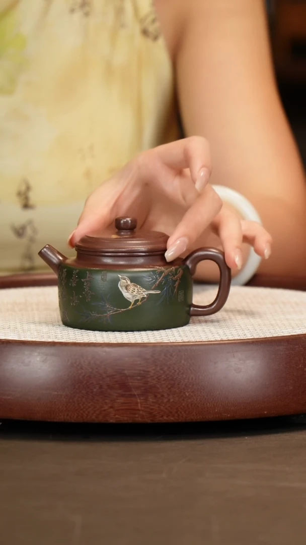 茶壶紫砂【惠海勤】老紫泥德钟   230CC