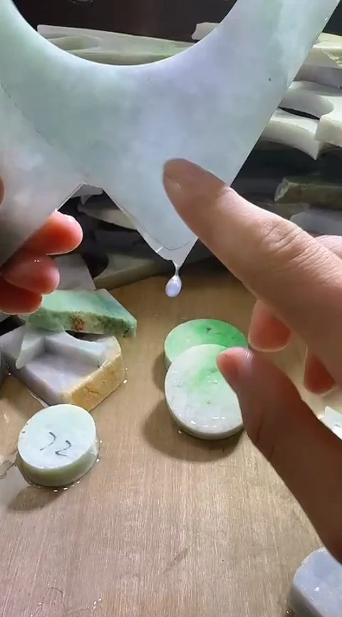 裸石翡翠缅甸翡翠A货花27