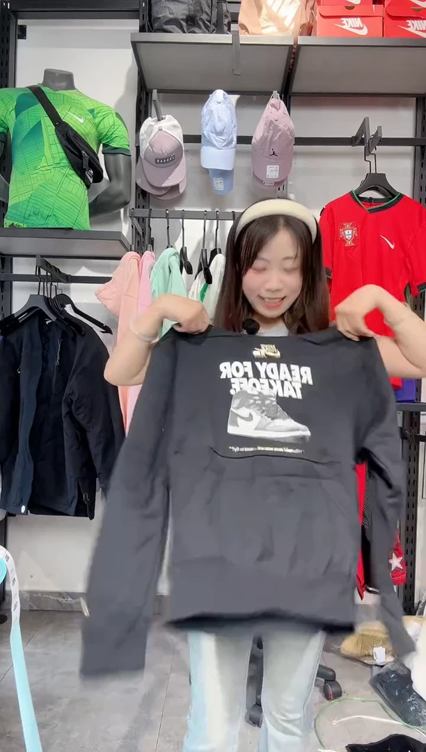 1503   编码 瑕疵款直播间过款为准 尺码 160