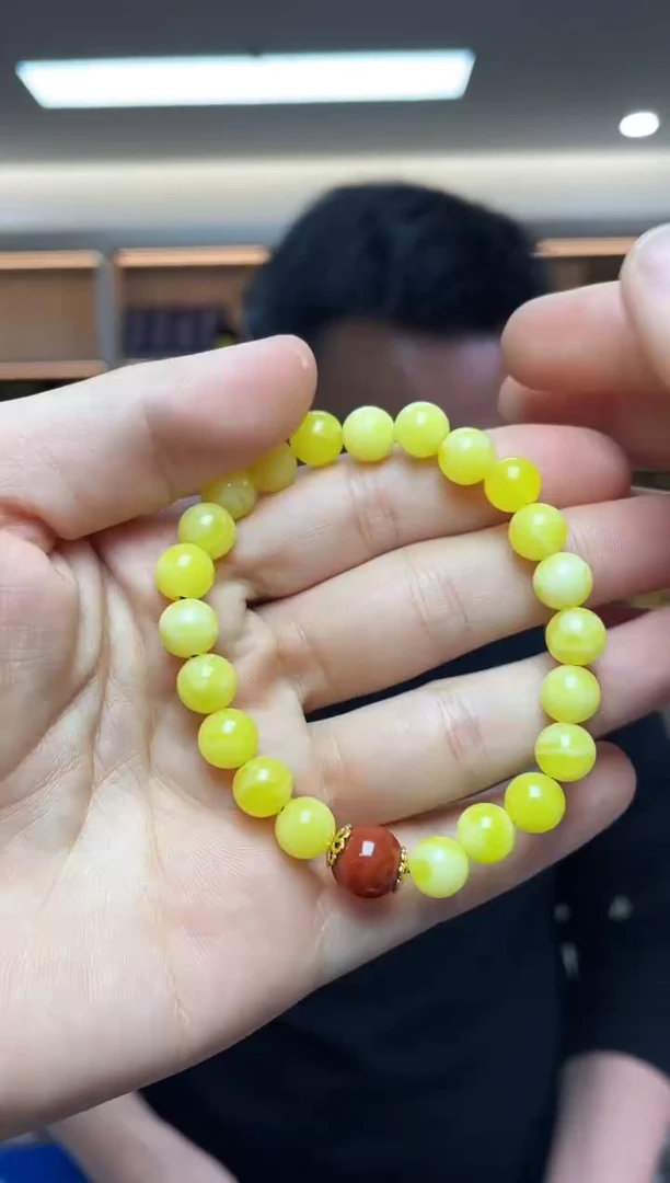 【闪购商品】蜜蜡裸石未镶嵌多样性发一件