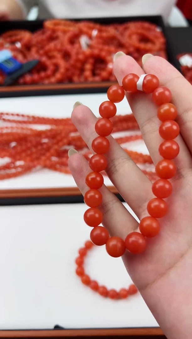 【闪购商品】南红玛瑙手串未镶嵌滴水洞哑光9+一条