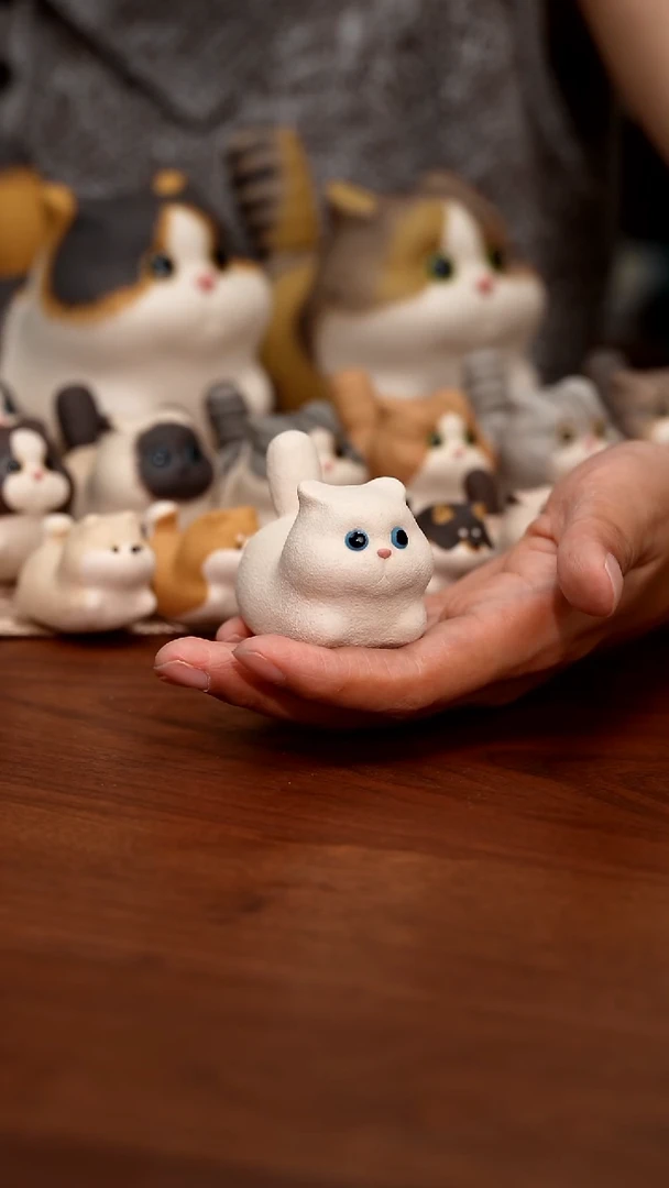 紫砂茶宠白猫猫猫