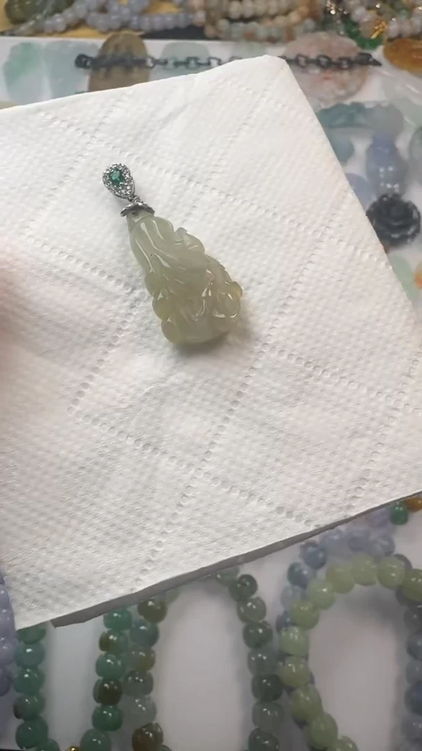 颈饰未镶嵌翡翠【闪购商品】 天然翡翠
