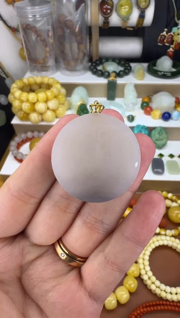 和田玉18K金镶嵌吊坠(不含链)和田玉烟水牌