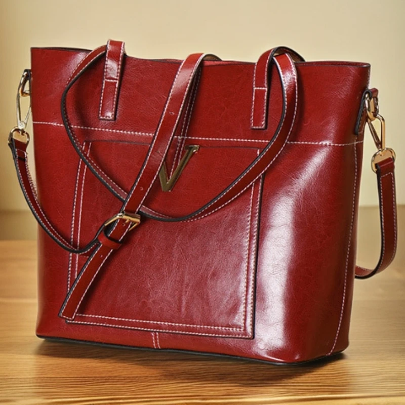 包包女款爆款2025新款大容量暗袋都市简约斜挎包时尚水桶包托特包