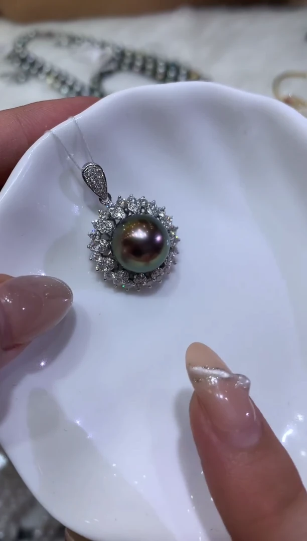 18K金镶嵌吊坠（不含链）海水珍珠A339|22800