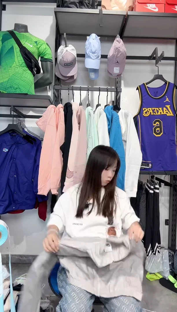 1081 编码 瑕疵款直播间过款为准