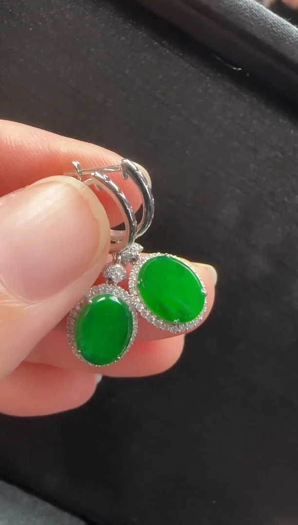 18K金镶嵌翡翠耳饰616无事牌一对