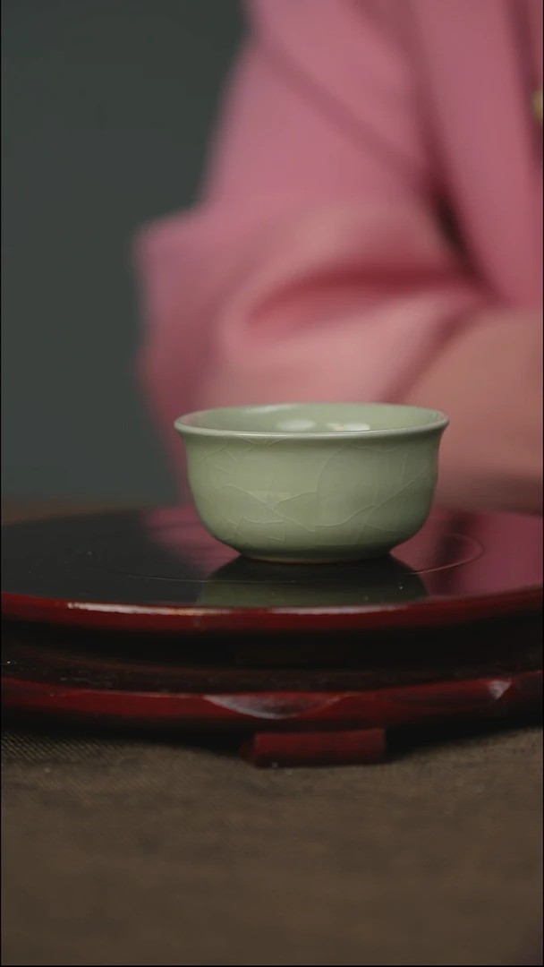 豆绿 小圆杯 无底款