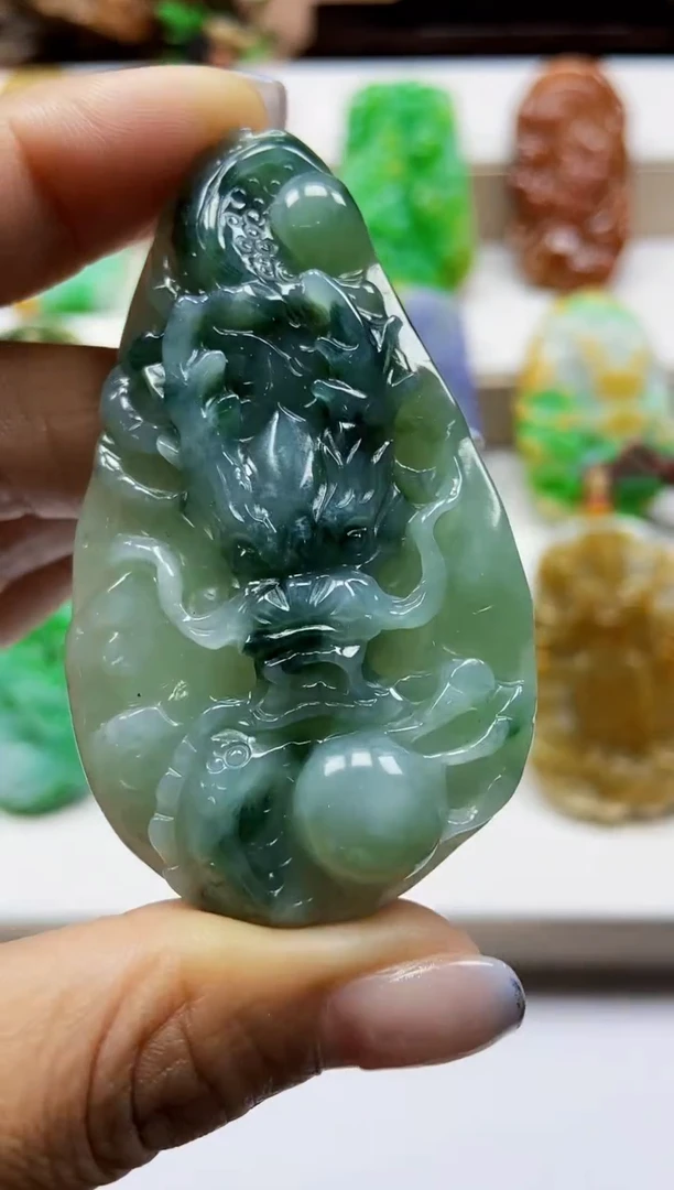 颈饰未镶嵌翡翠翡翠A货