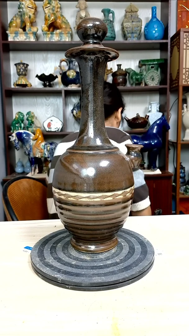 经典精美复古风格瓷器