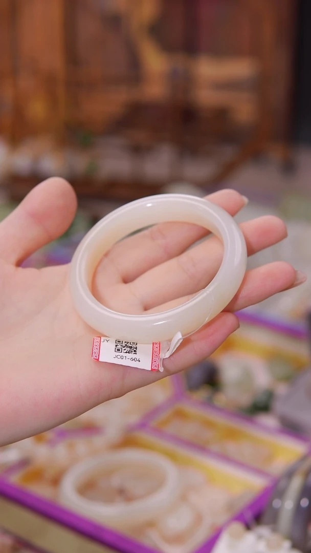 未镶嵌手镯和田玉54.6手镯