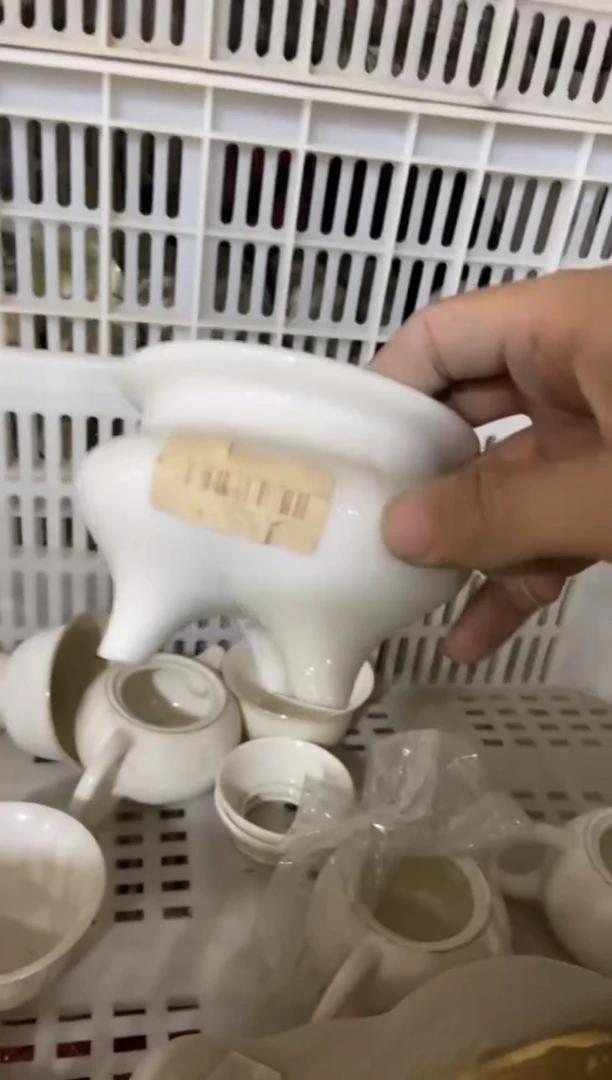 杯无运费险有瑕疵的摄影的产品有使用过的痕迹有点脏介意勿拍