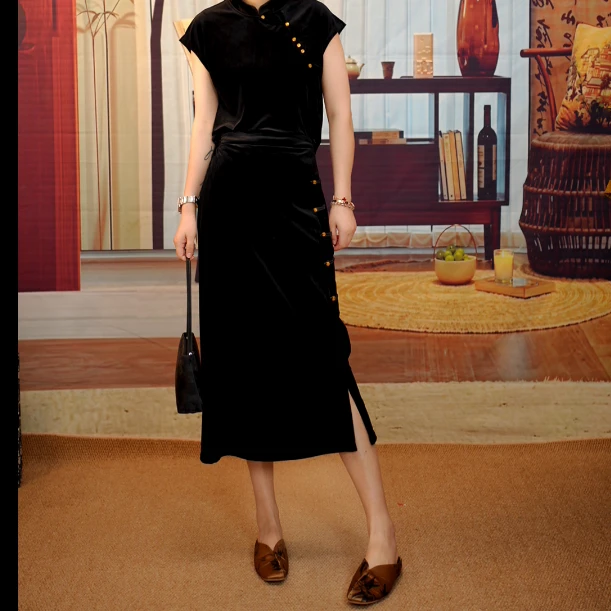 新中式时尚丝绒黄扣子半身裙